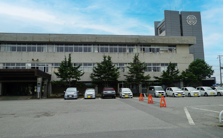 ④高畠町役場（体育館・公民館・図書館）・・・・・・・・1.3km